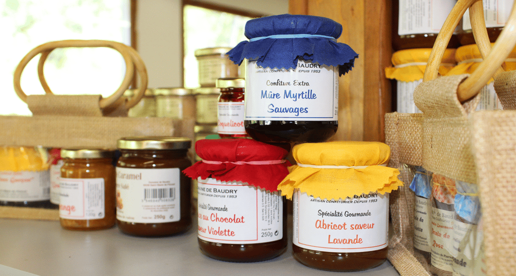 Domaine De Baudry druckt Etiketten für Marmelade und Süßwaren im eigenen Haus